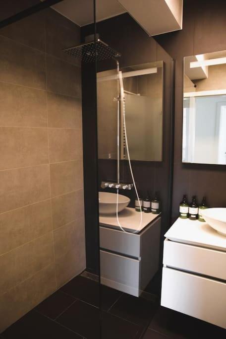 Charming Modern 2 Bedroom Apartment Alzingen ภายนอก รูปภาพ